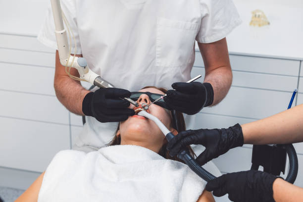 Best Emergency Tooth Extraction in Home Gardens, CA